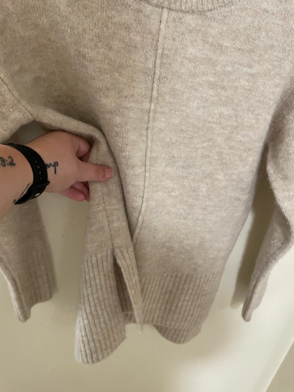 ✨Women’s For The Republic Sweater Size XS - Picture 4 of 7